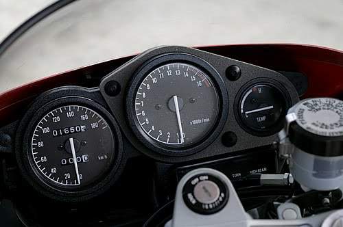 1992 Yamaha FZR 400RR SP